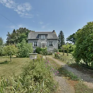 Grande Maison De Charme Bretonne Hébergement de vacances Québriac